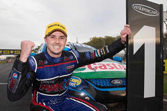 Mark Winterbottom wins Race 4 of the ITM 500 Auckland